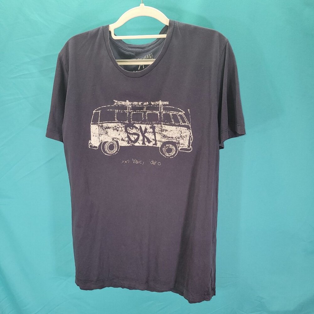 Holiday Brand Mens Sun Valley Idaho Ski Graphic T-Shirt Medium